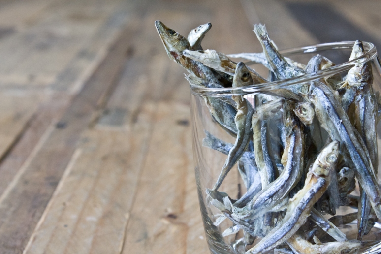 ikan bilis (aka anchovies, dried)
